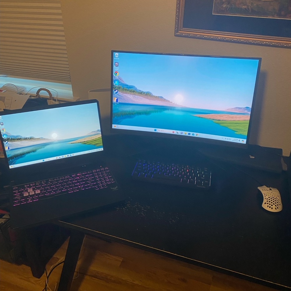 ASUS gaming computer complete setup - Picture 4 of 6